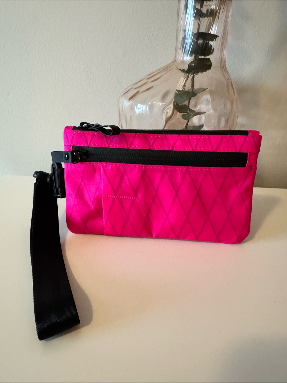 Alpaka Gear - Zip Clutch